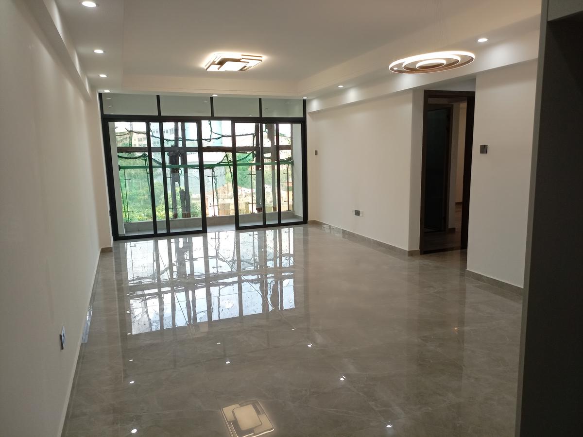 2 Bed Apartment with En Suite at Westlands Rd - 3