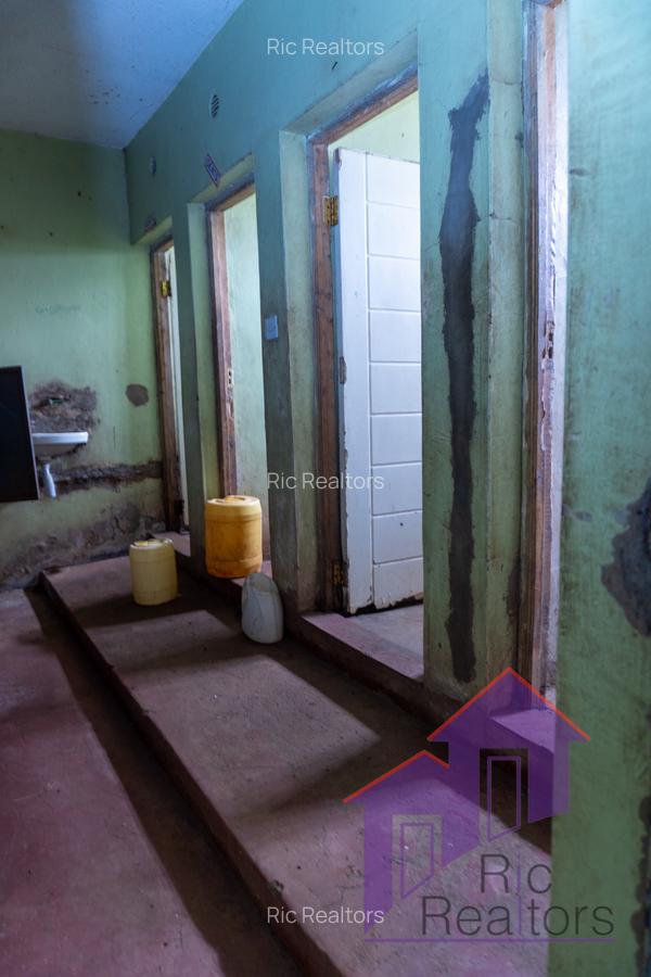 10,000 ft² Warehouse at Maragua Town - 16