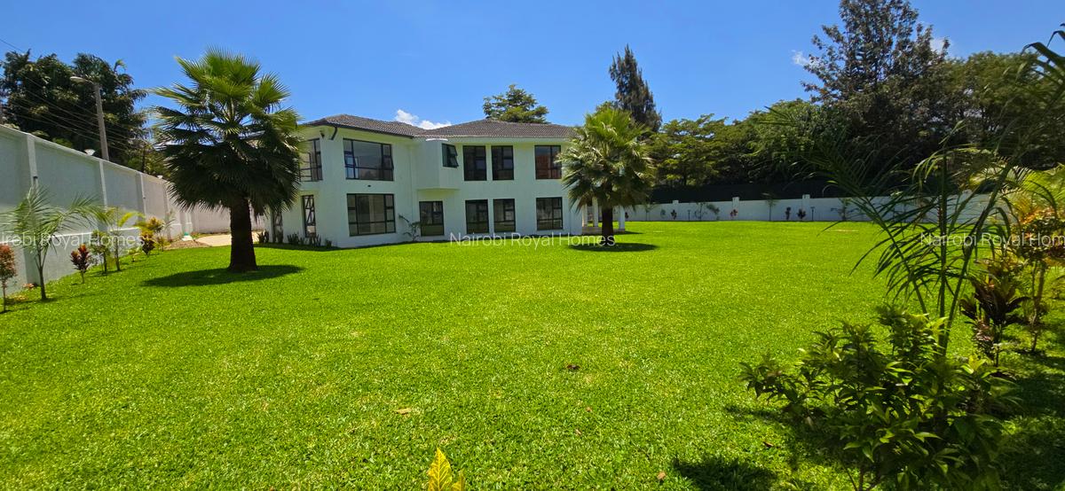 10 Bed House with En Suite at Runda Road - 9