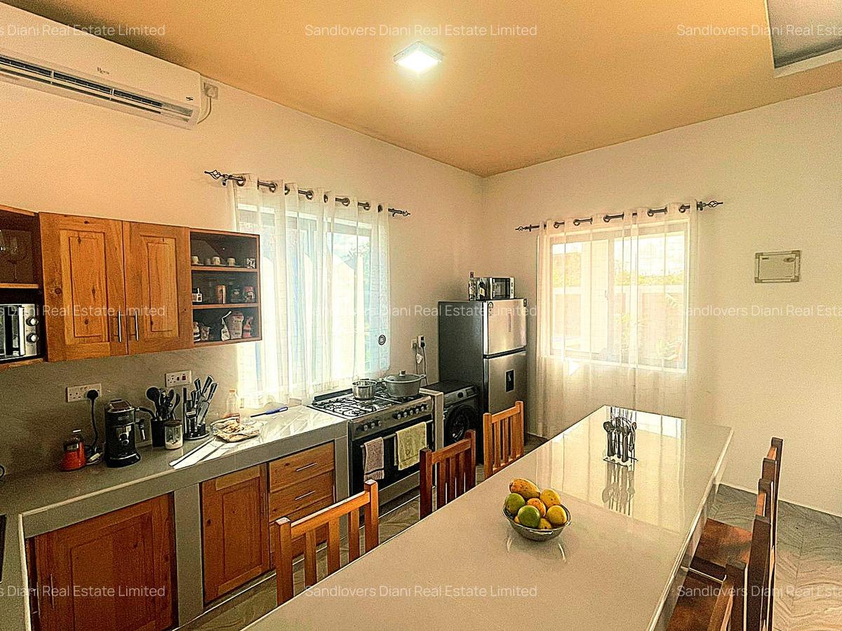 4 Bed Villa with En Suite in Diani - 6