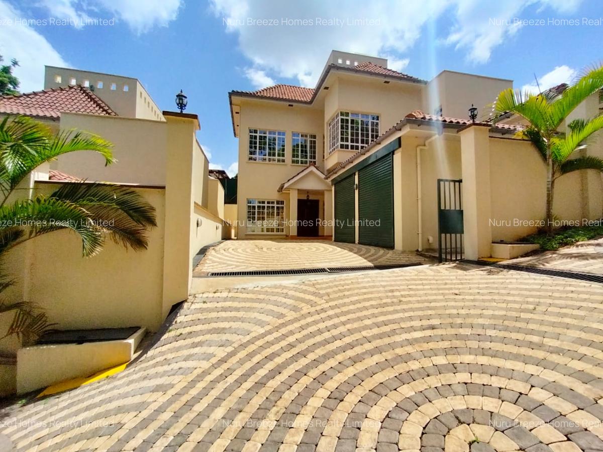 4 Bed Townhouse with En Suite in Kyuna - 1
