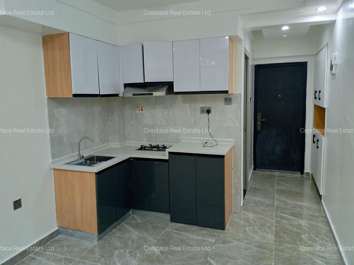 1 Bed Apartment with Gym in Kilimani - 6