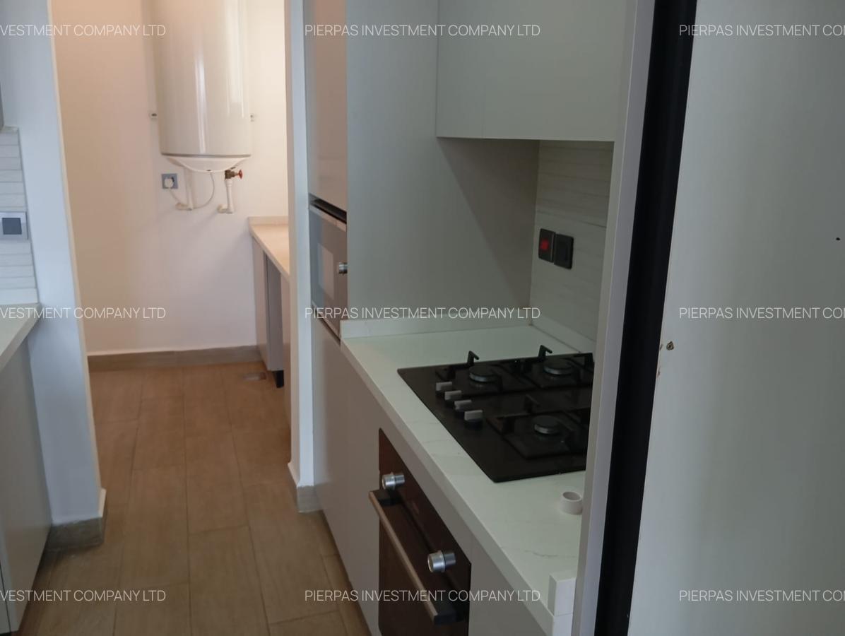 3 Bed Townhouse with En Suite in Riverside - 4