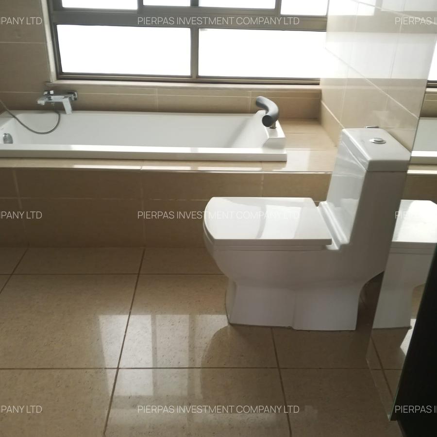 Serviced 3 Bed Apartment with En Suite in Parklands - 7