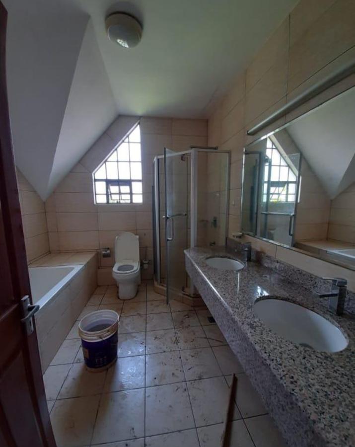 4 Bed Townhouse in Lavington - 7