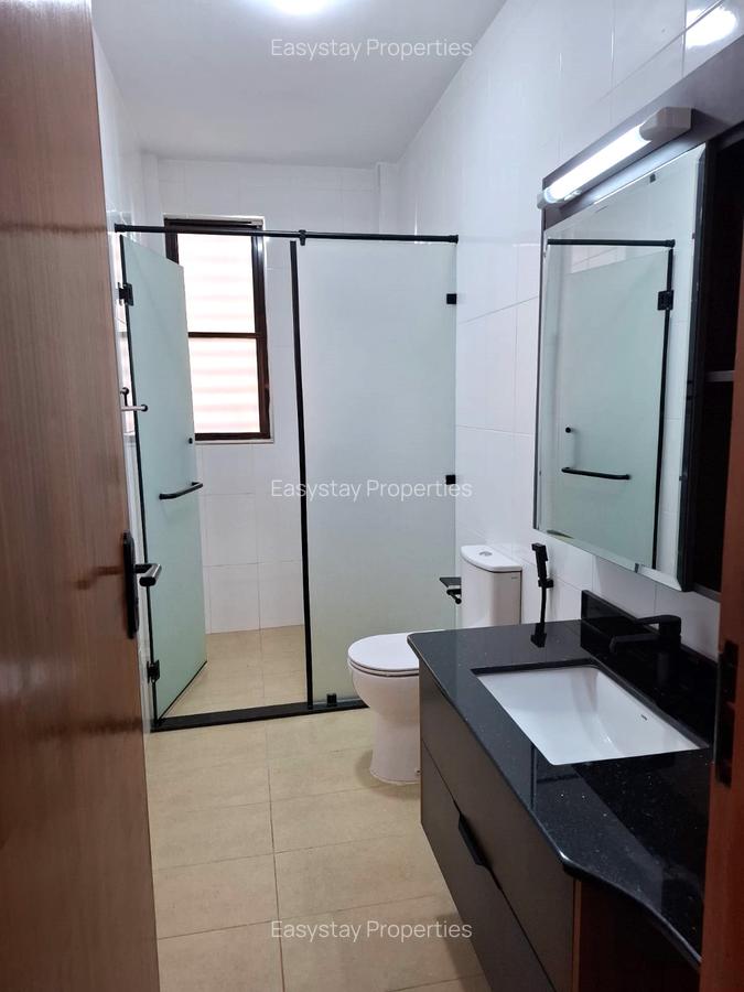 2 Bed Townhouse with En Suite in Ridgeways - 10