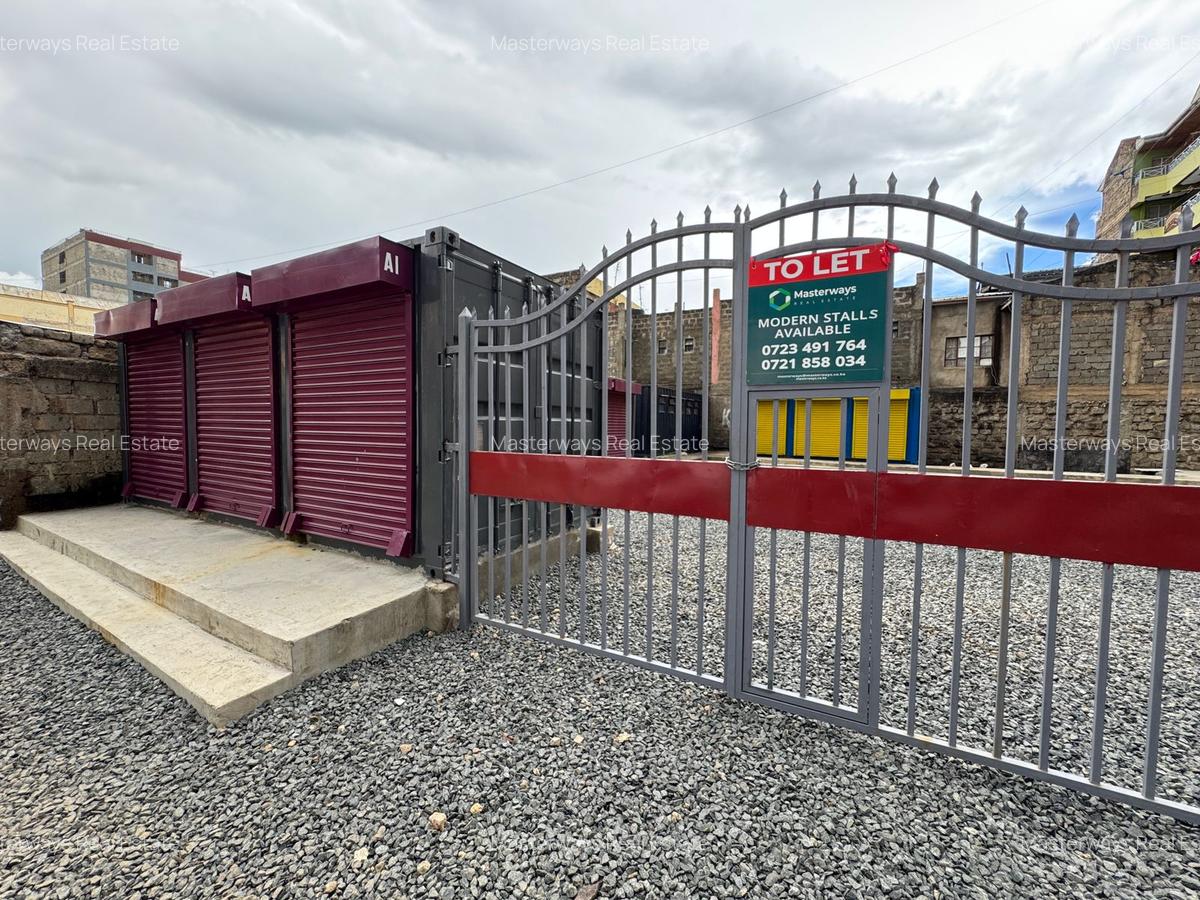 Commercial Property with Parking in Donholm - 2