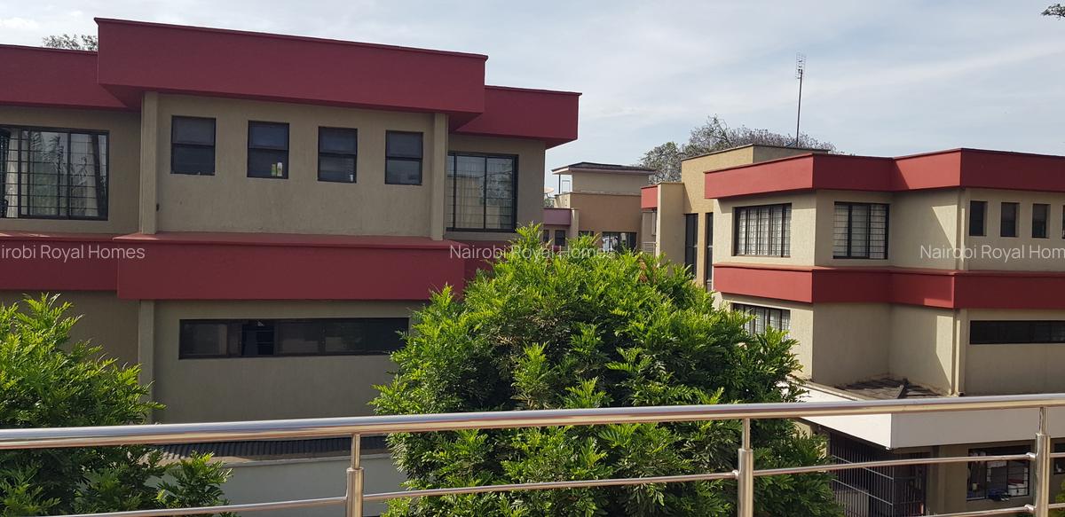 5 Bed Townhouse with En Suite at Convent Drive - 4