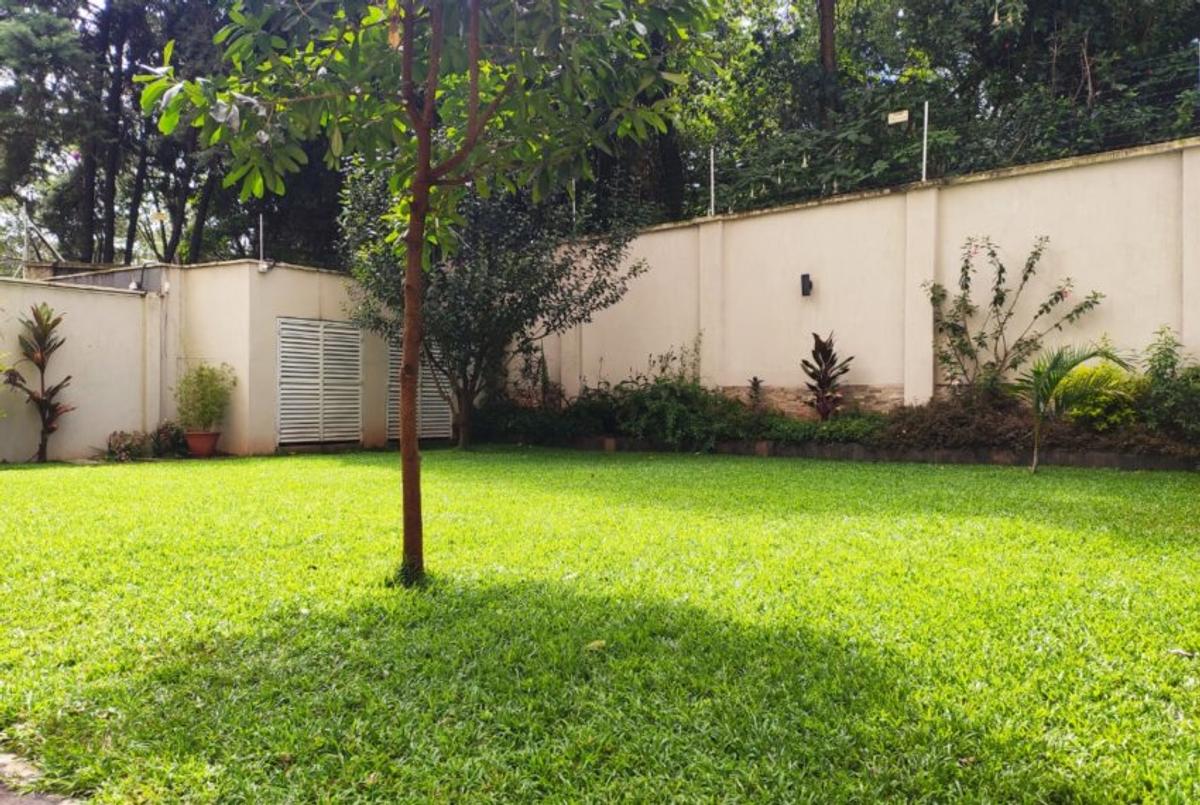 4 Bed Apartment with En Suite in Lavington - 7