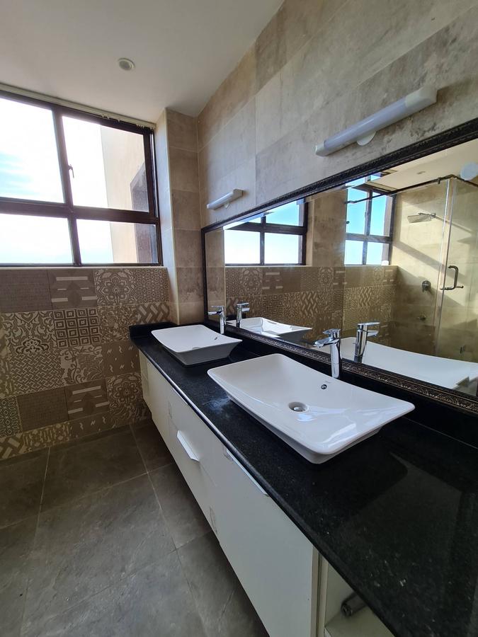 4 Bed Apartment with En Suite in Nyali Area - 12