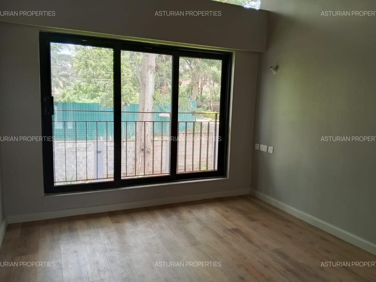 4 Bed Townhouse with En Suite in Runda - 15