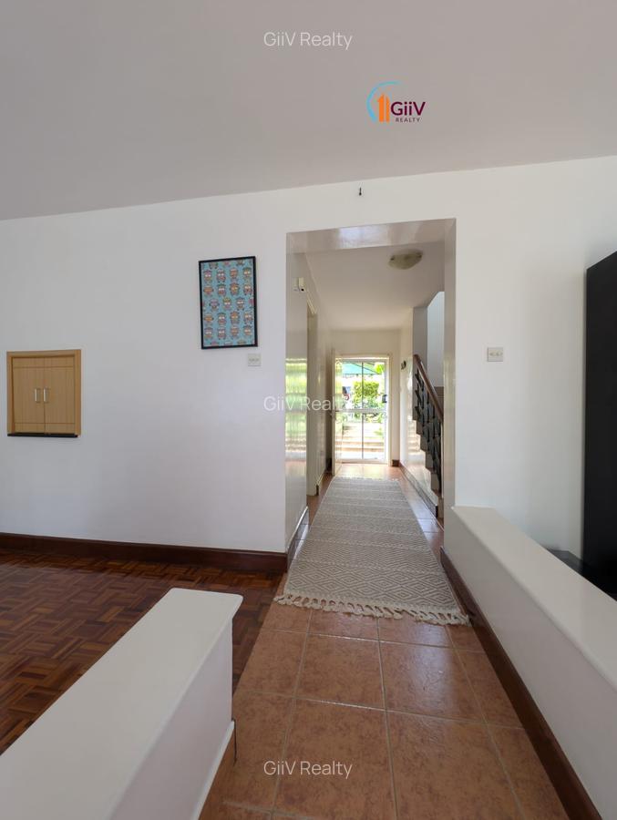 4 Bed Townhouse with En Suite in Loresho - 8