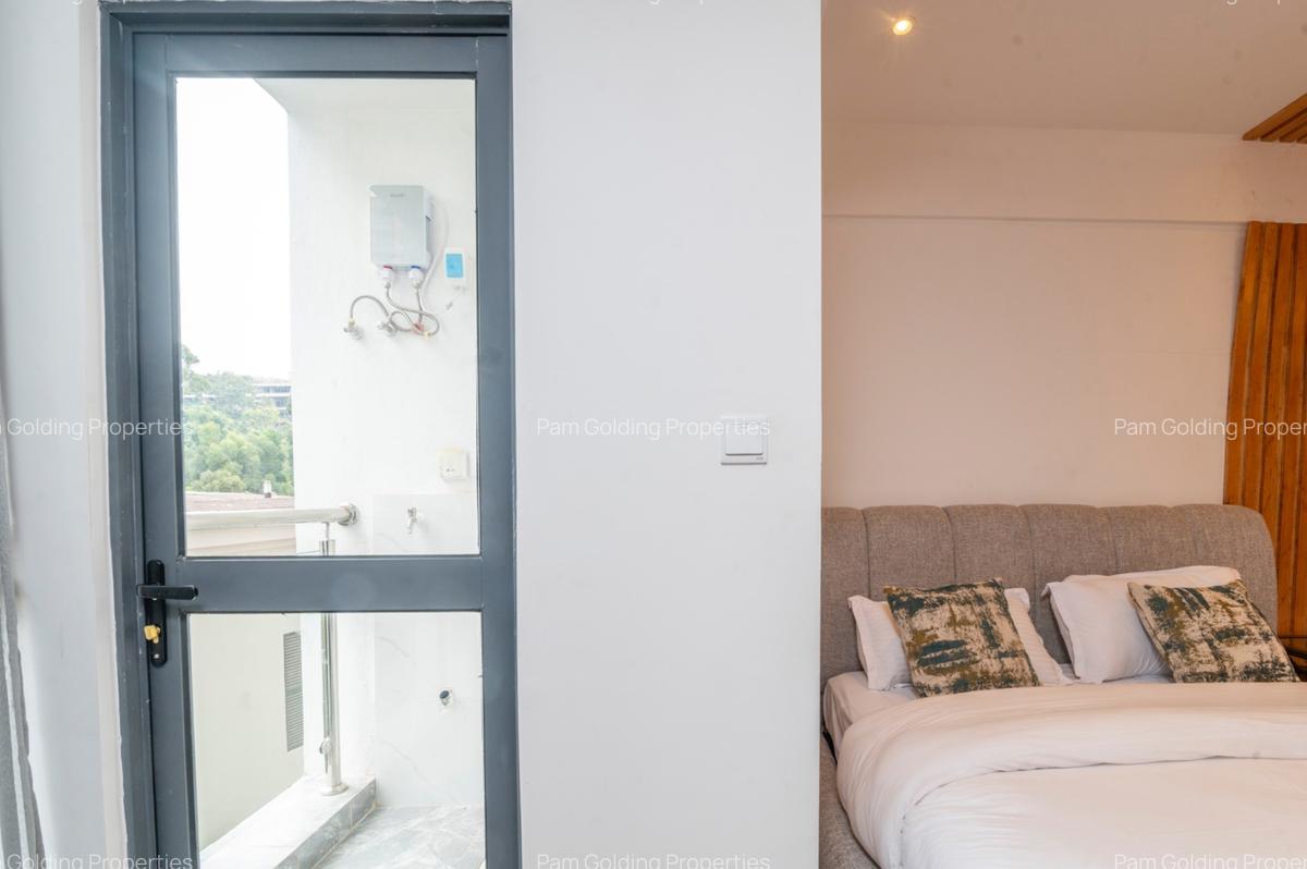 Furnished 1 Bed Apartment with En Suite in Riverside - 2