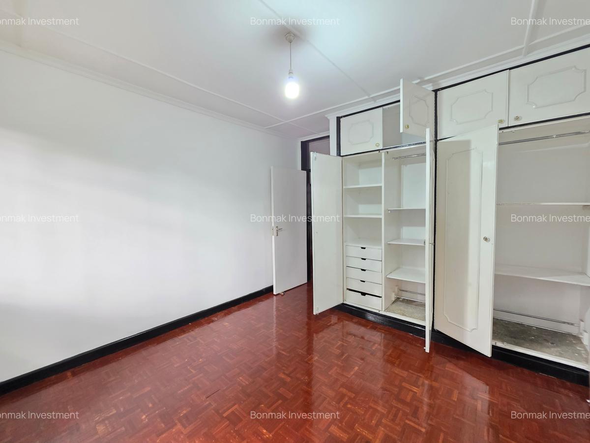 4 Bed Townhouse with En Suite at Near Lavington Mall. - 12