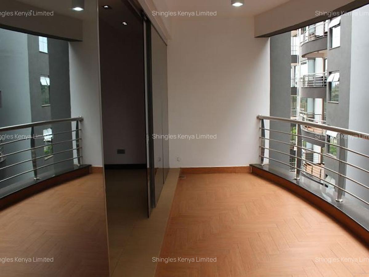 Furnished 3 Bed Apartment with En Suite at Riverside Drive - 5