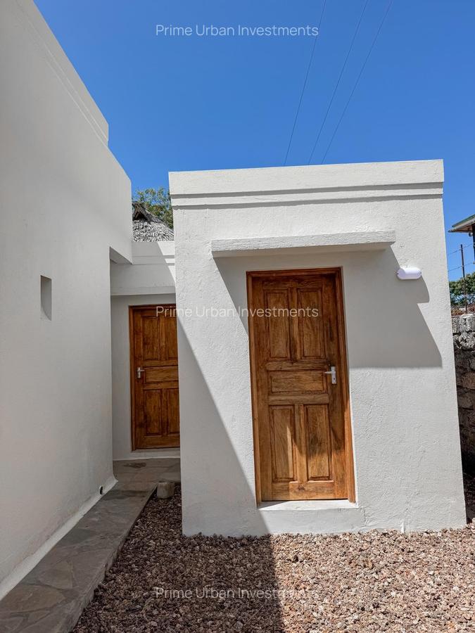 3 Bed House with En Suite in Watamu - 8