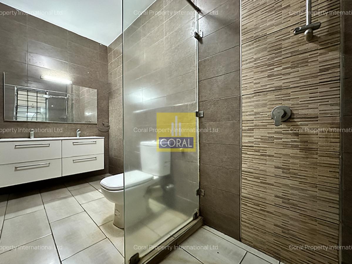 4 Bed Apartment in Parklands - 13