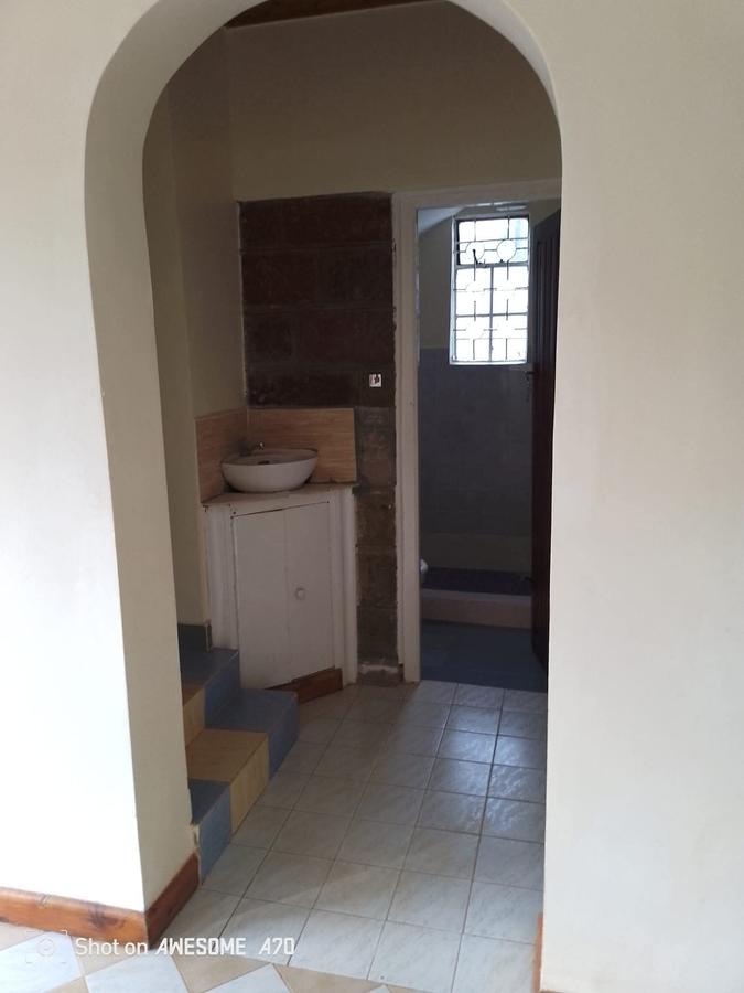 3 Bed Townhouse with En Suite at Kerarapon Road - 4