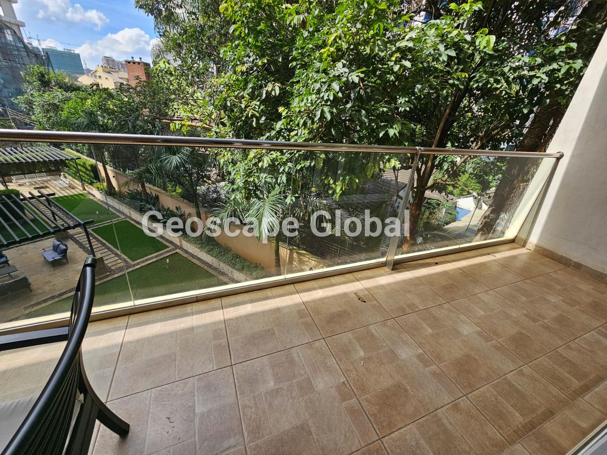 3 Bed Apartment with En Suite in Kileleshwa - 5