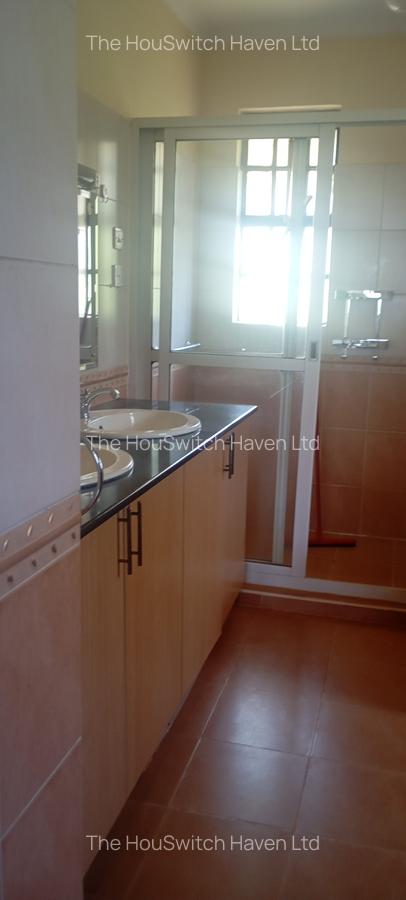 4 Bed House with En Suite at Off Glory Road - 3