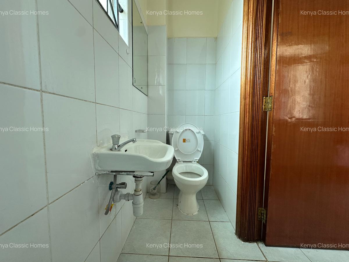 3 Bed Apartment with En Suite in Kilimani - 9