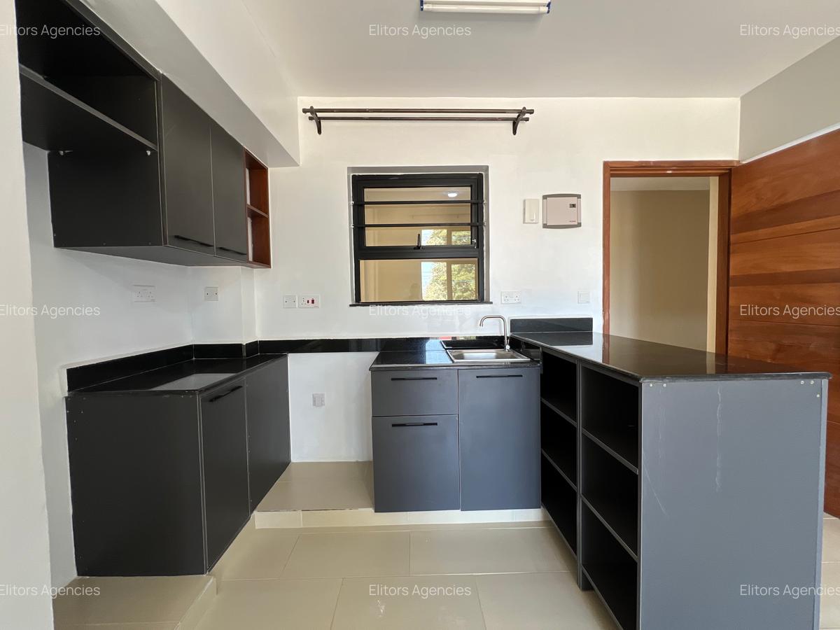 2 Bed Apartment with En Suite at Kirawa Road - 15