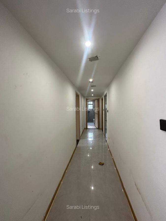 3 Bed Apartment with En Suite in Riverside - 12