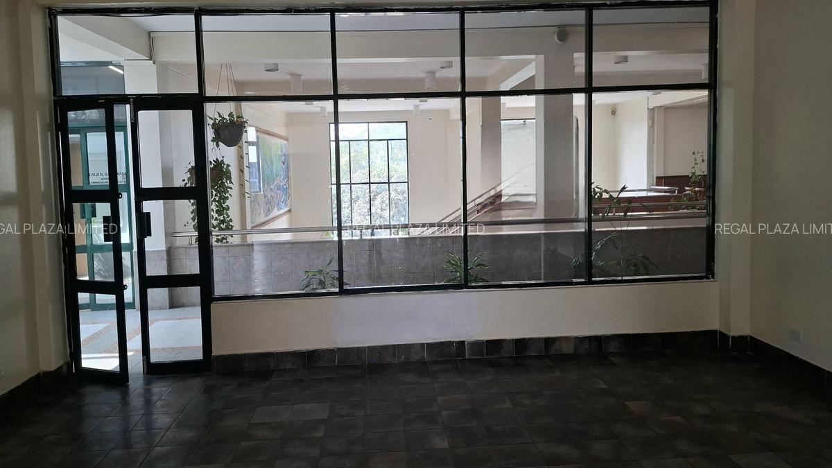 1,321 ft² Office at Sixth Parklands Avenue - 3