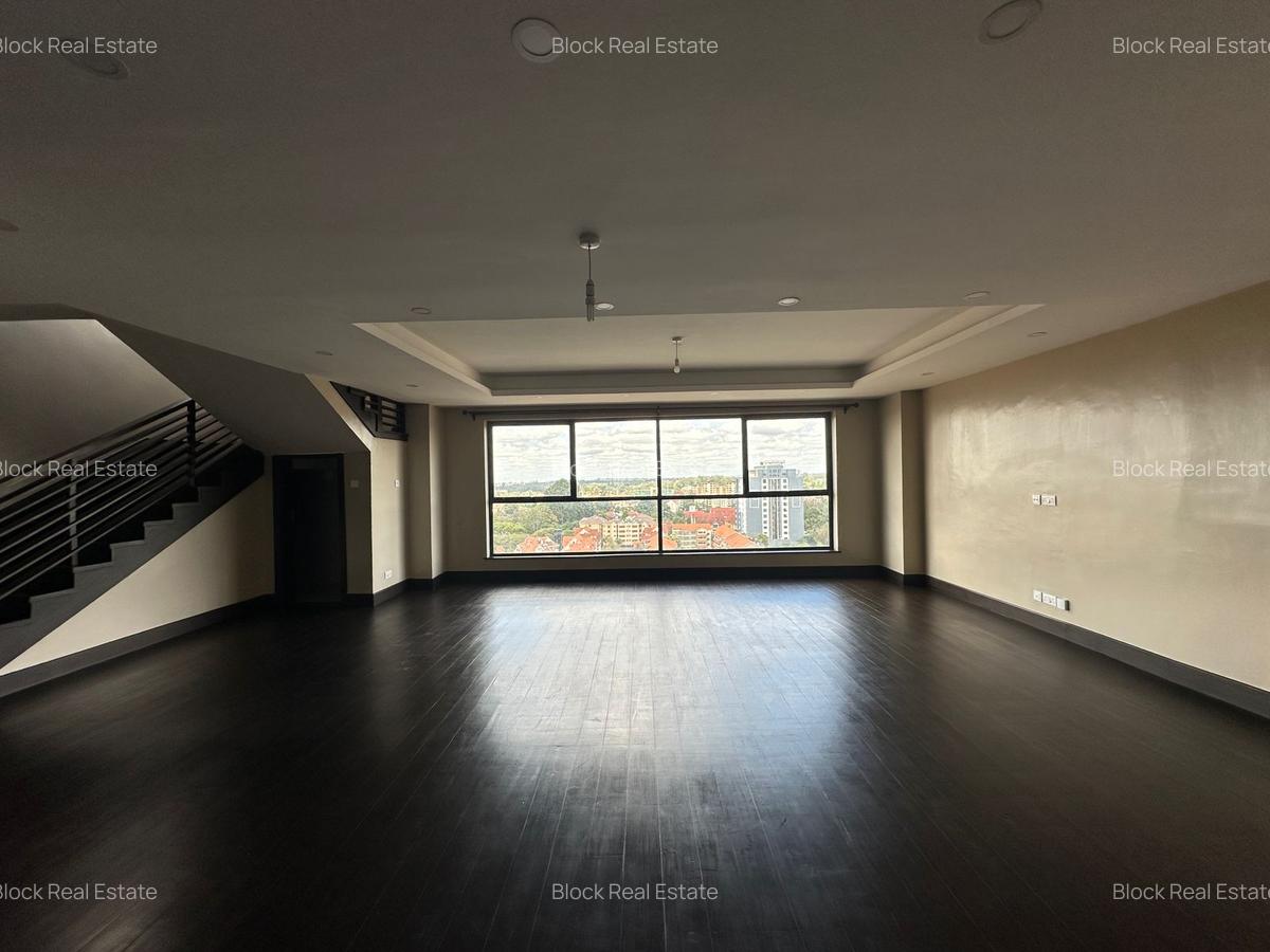 4 Bed Apartment with En Suite in Lavington - 1