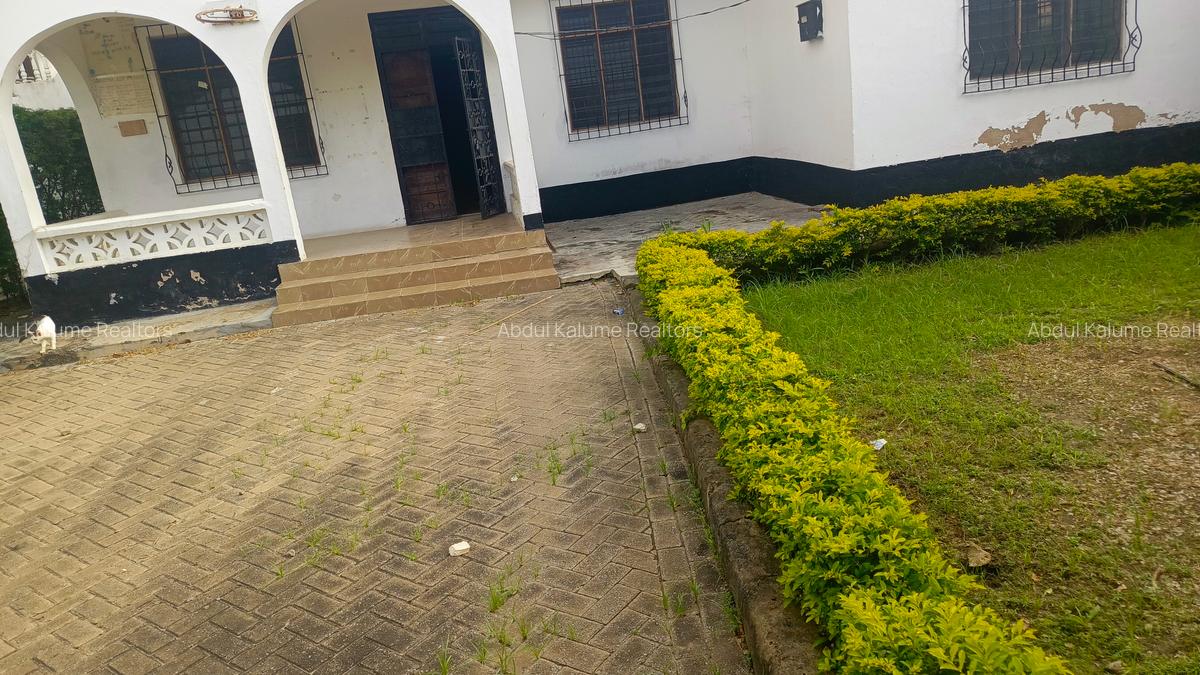4 Bed Villa with En Suite at Bamburi - 2