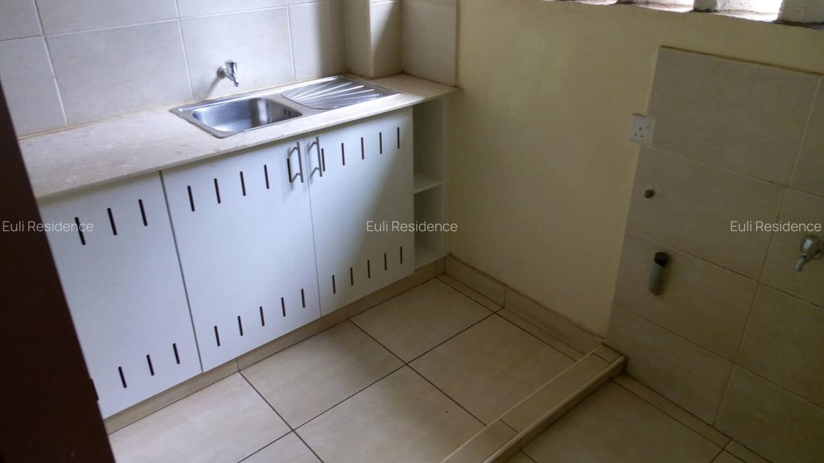 3 Bed Apartment with En Suite at Rhapta Rd - 7