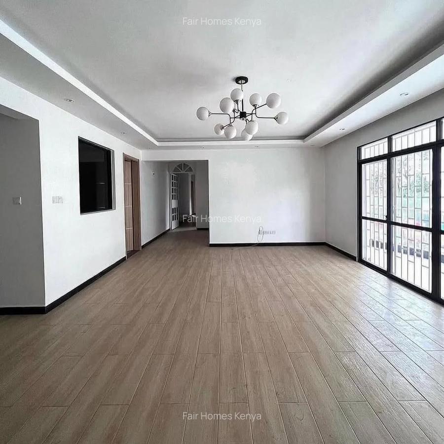 4 Bed Apartment with En Suite at Valley Arcade - 1