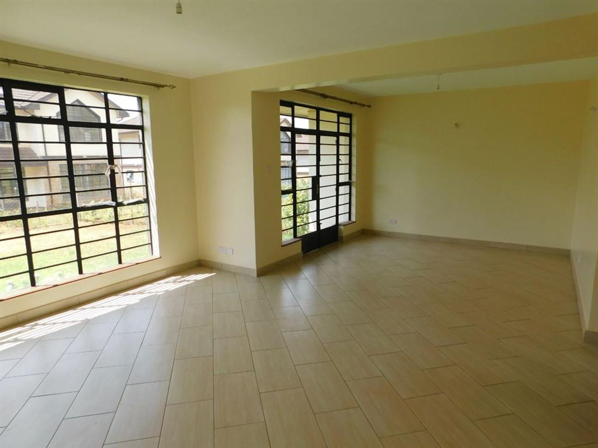 3 Bed House with En Suite at Eden Ville Estate Opposite Five Star Meadows - 3