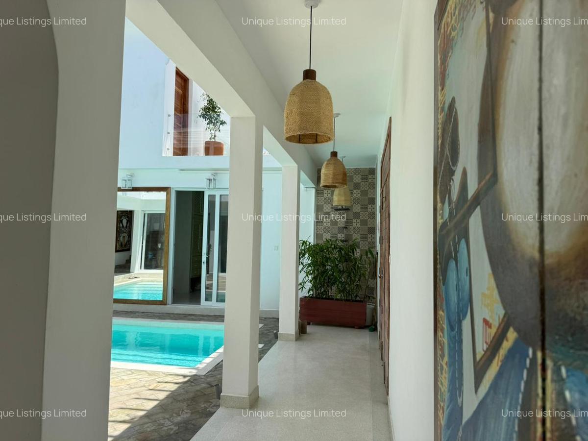 3 Bed Villa with En Suite in Watamu - 11