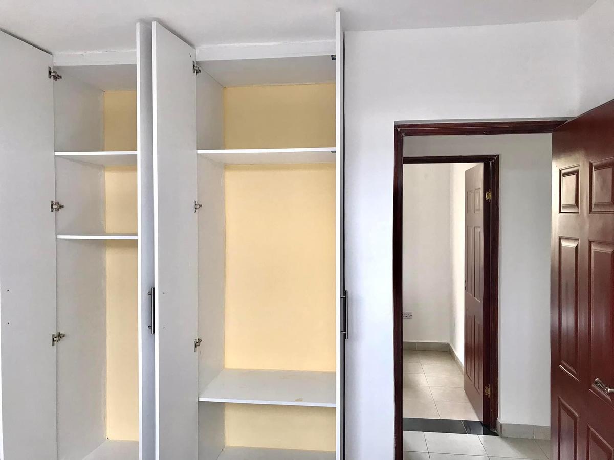 Serviced 2 Bed Apartment with En Suite at Namanga Road - 14