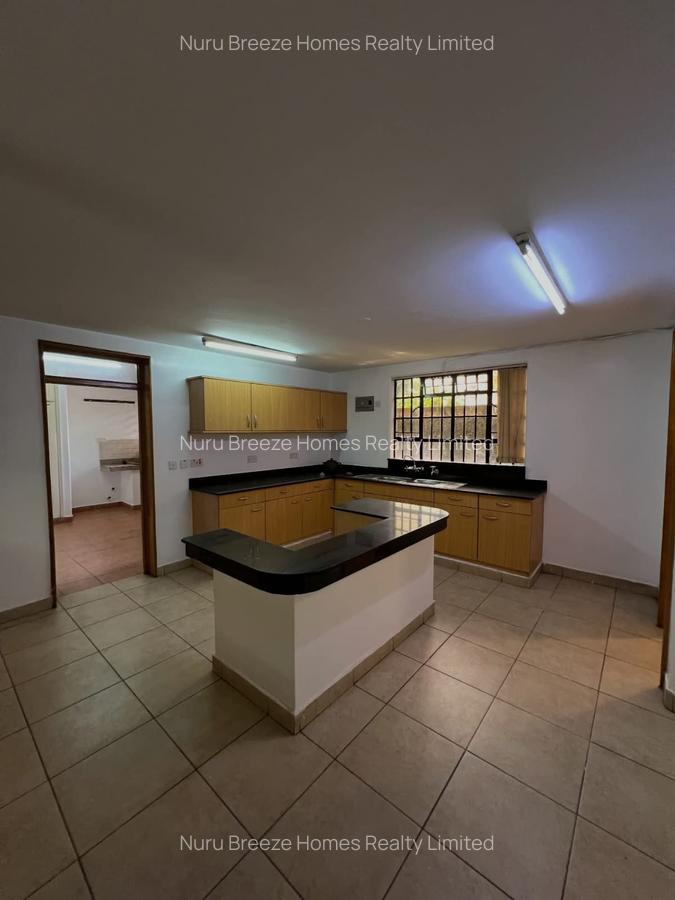 3 Bed Apartment with En Suite in Westlands Area - 3