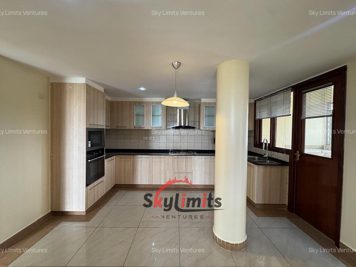 2 Bed Apartment with En Suite in Kileleshwa - 4