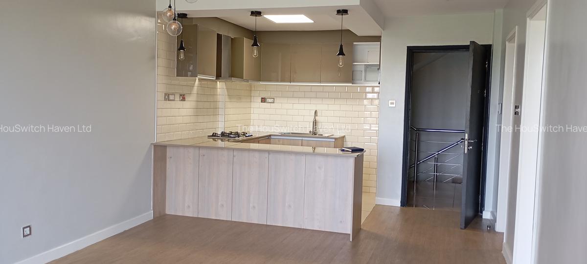 1 Bed Apartment with En Suite at Off Riverside Drive - 2