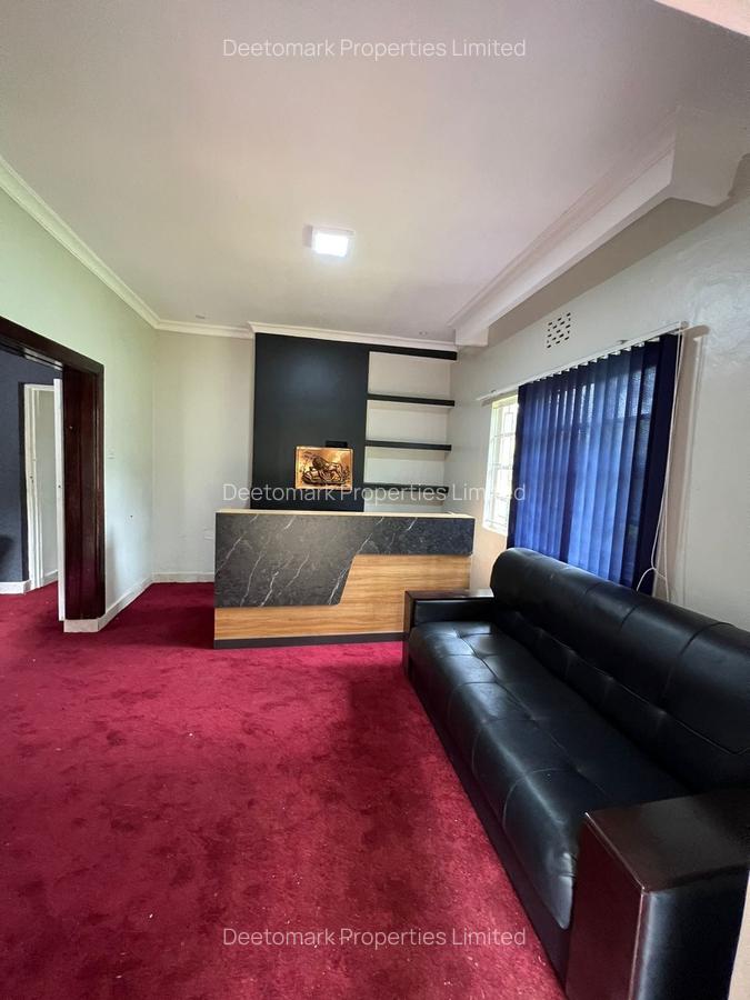 3 Bed House with Garden at Galleria - 7