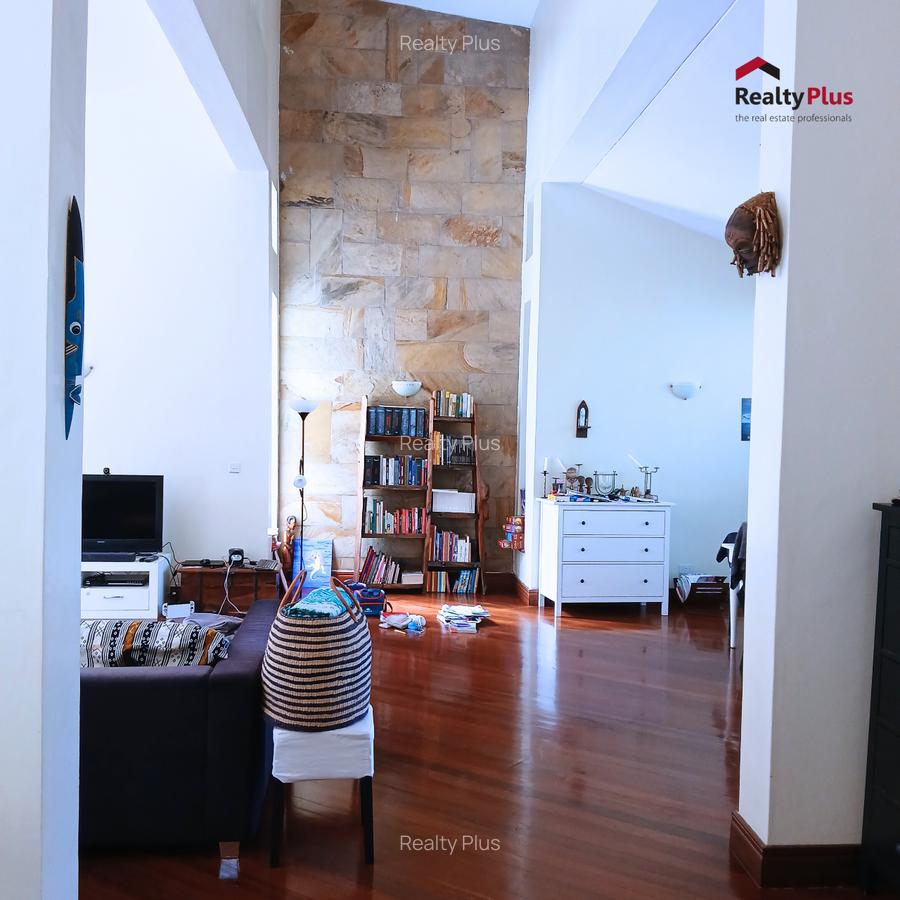 4 Bed Villa with En Suite in Runda - 11