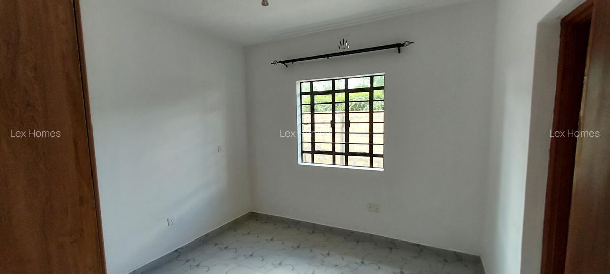 4 Bed House with En Suite at Rimpa Road - 13