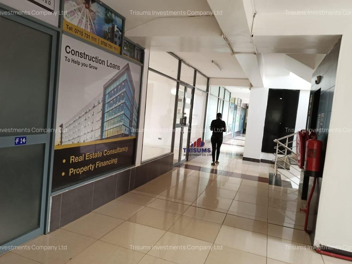 944 ft² Office with Backup Generator in Westlands Area - 3