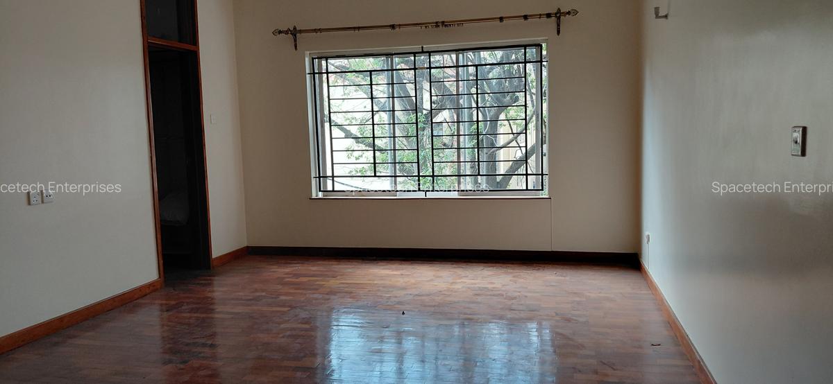 3 Bed Apartment with En Suite in Westlands Area - 15
