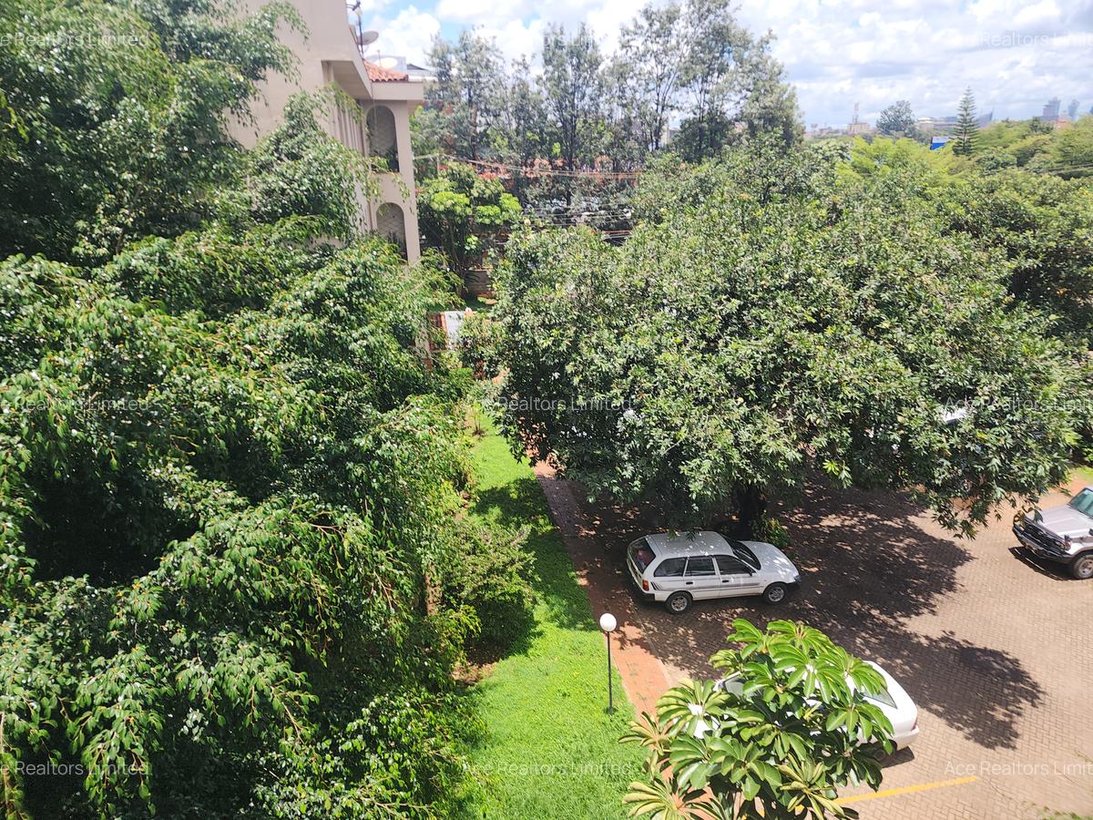 3 Bed Apartment with En Suite at Near Mp Shah Hospital - 13