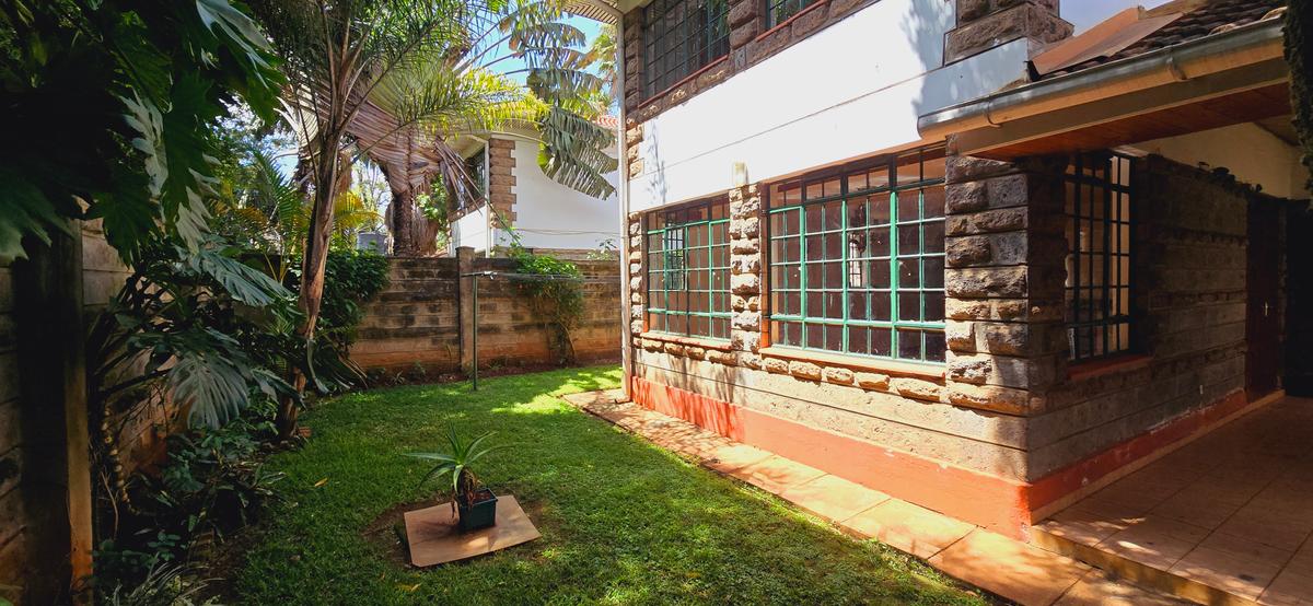 4 Bed Townhouse with En Suite at Off Convent Drive - 5