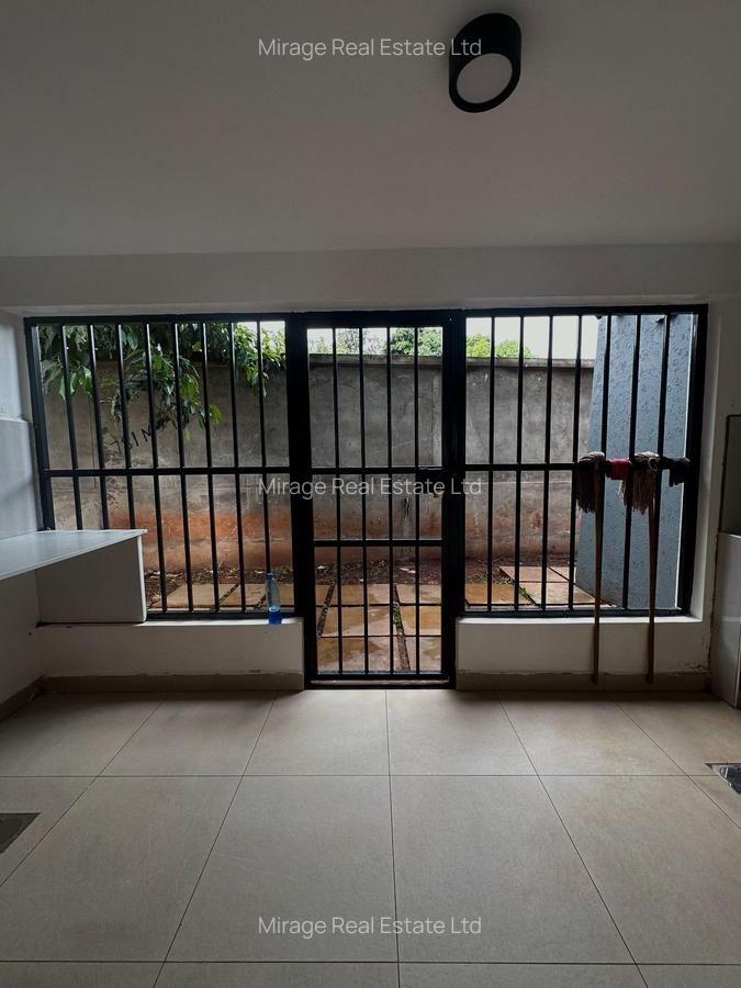 4 Bed Townhouse with En Suite in Uthiru - 16