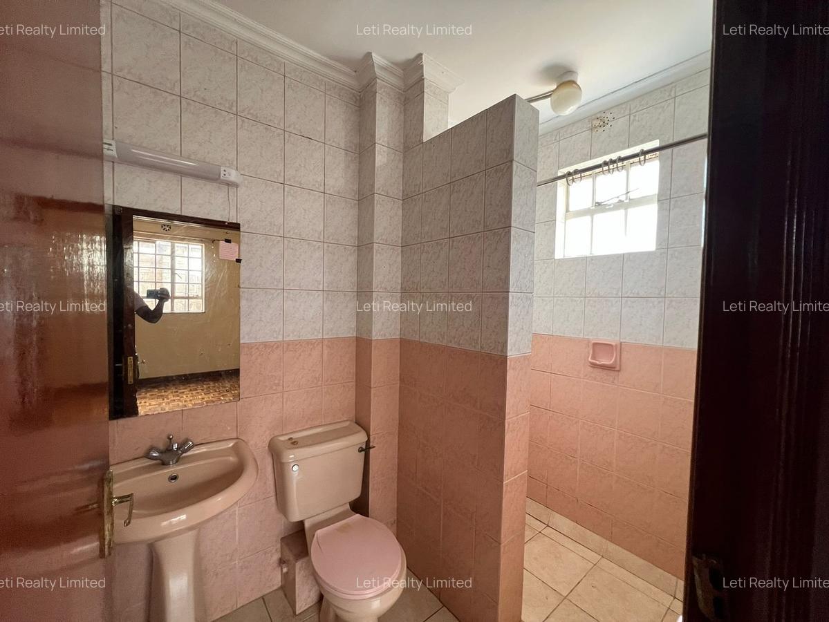 4 Bed Townhouse with En Suite in Lavington - 12