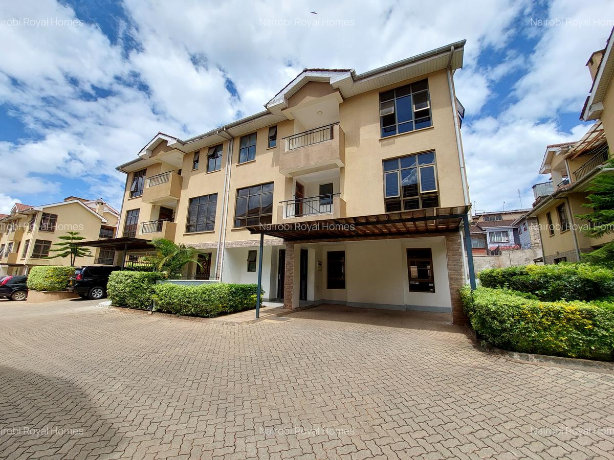 5 Bed Townhouse with En Suite at Convent Drive - 2