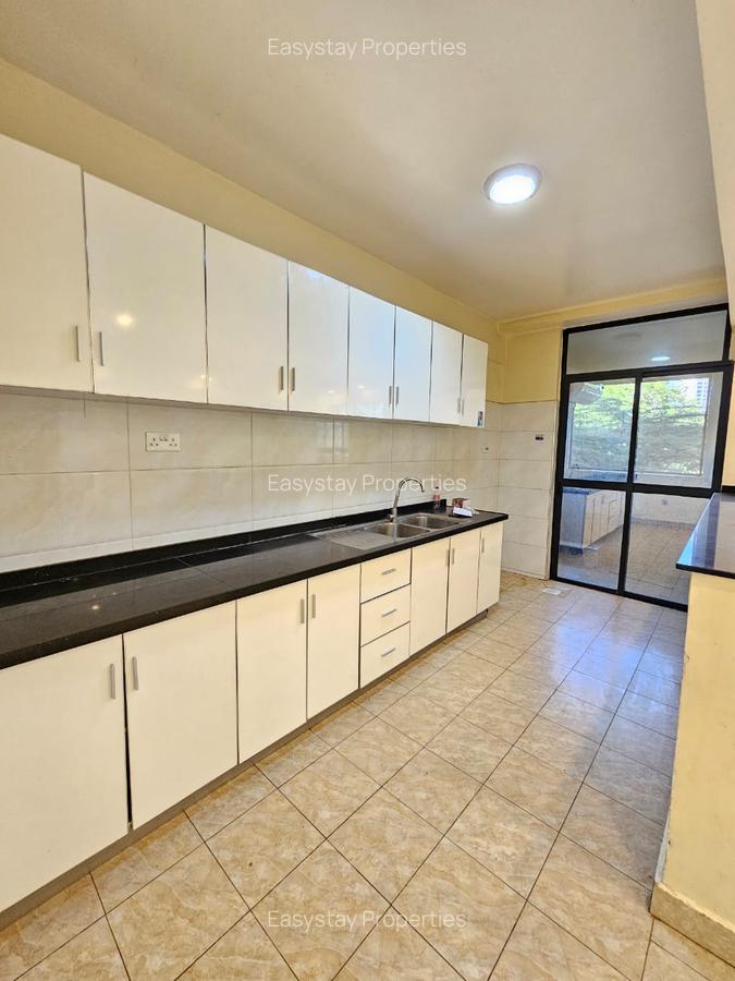 3 Bed Apartment in Kileleshwa - 6
