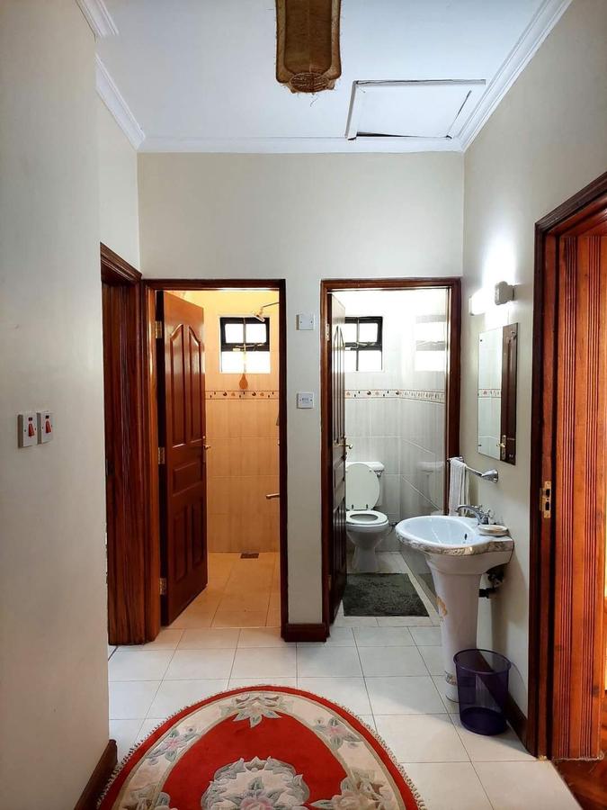 2 Bed House with En Suite at Karen - 8